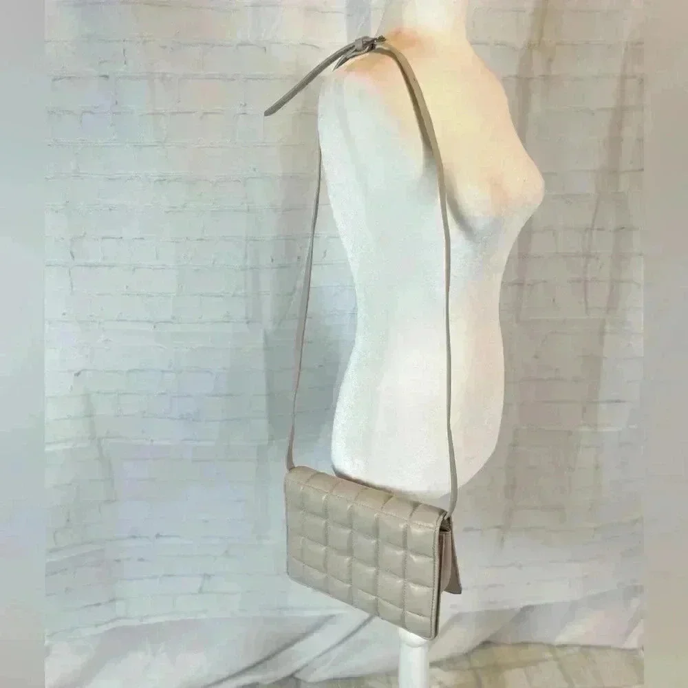 H&M Stella Crossbody shoulder bag‎ purse quilted beige snap classic blogger coco